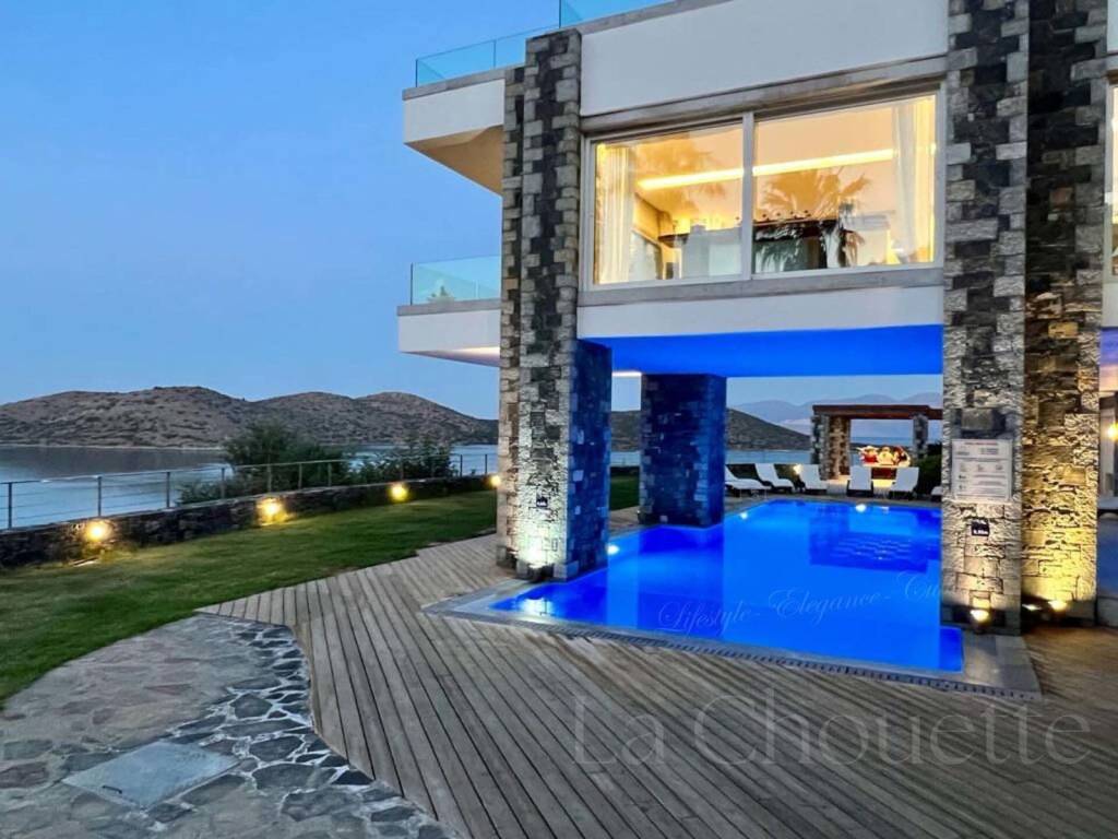 Εσωτερικοι χώροι