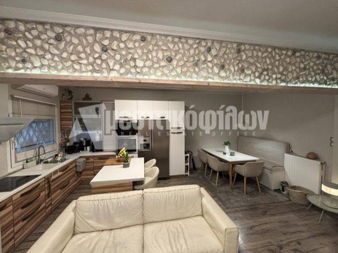 Σαλοκουζίνα