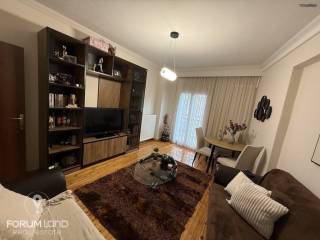 Forumland Real Estate, Σαλόνι