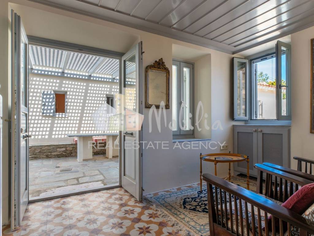 Εσωτερικοι χώροι