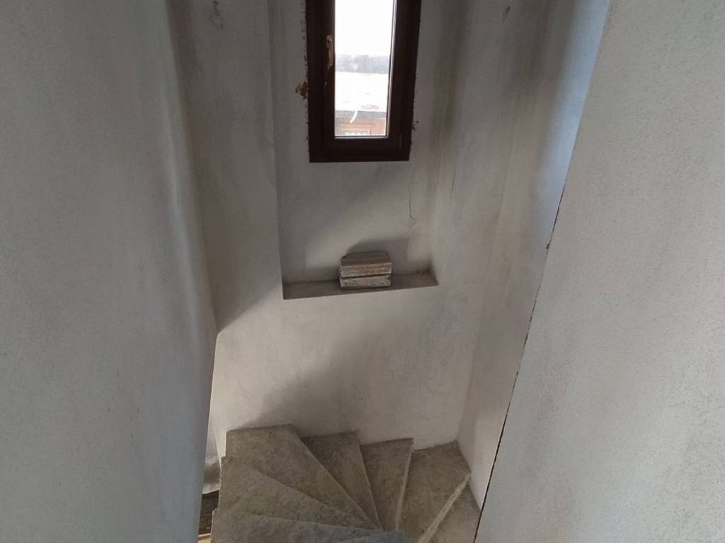 ANYPLACE MESITIKES YPERESIES