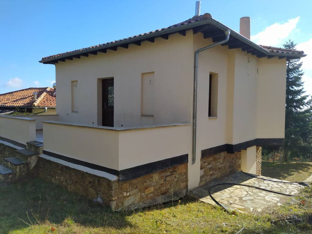 ANYPLACE MESITIKES YPERESIES