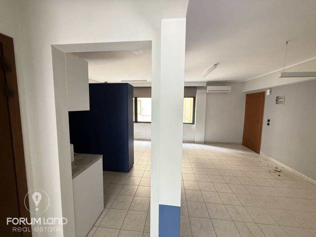 Forumland Real Estate, Esoterike opse