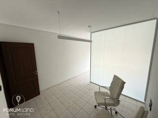 Forumland Real Estate, Esoterike opse