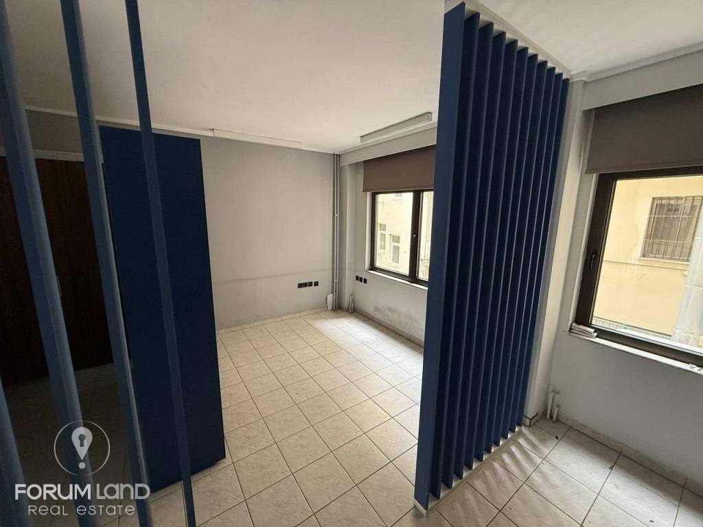 Forumland Real Estate, Esoterike opse