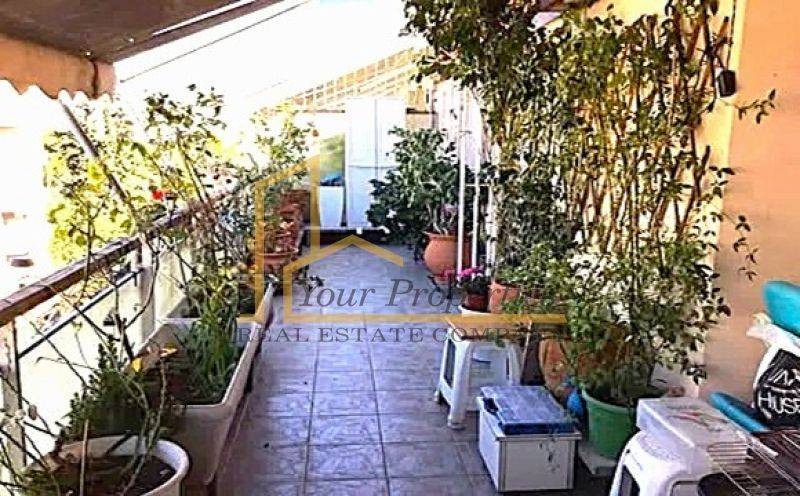 Θέα από μπαλκόνι