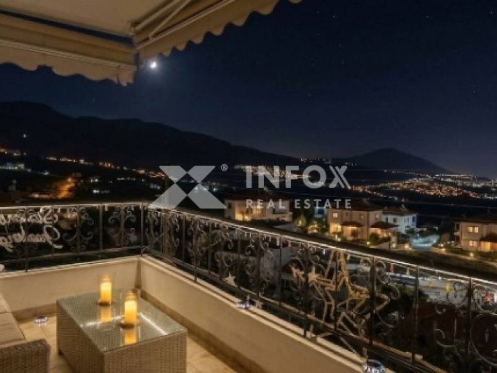 Θέα από μπαλκόνι