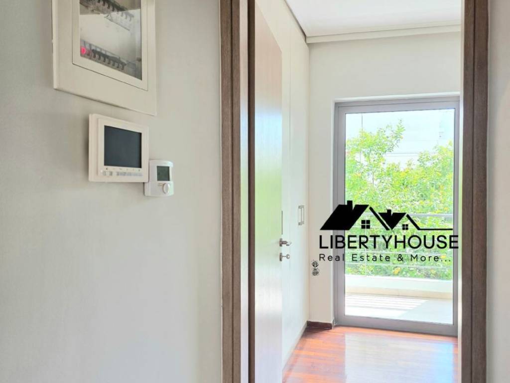 Elektrologikos pinakas thyroteleorase