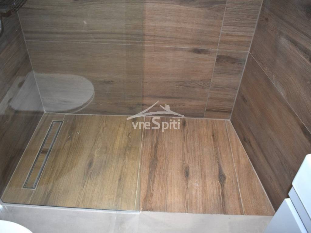 ΚΑΜΠΙΝΑ ΛΟΥΤΡΟΥ