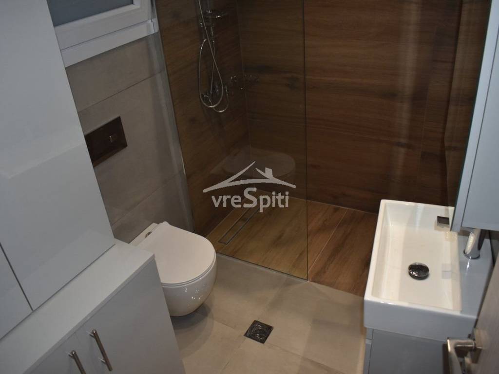 ΑΠΟΨΗ ΛΟΥΤΡΟΥ