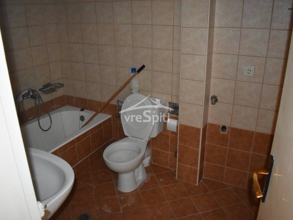 ΑΠΟΨΗ ΛΟΥΤΡΟΥ