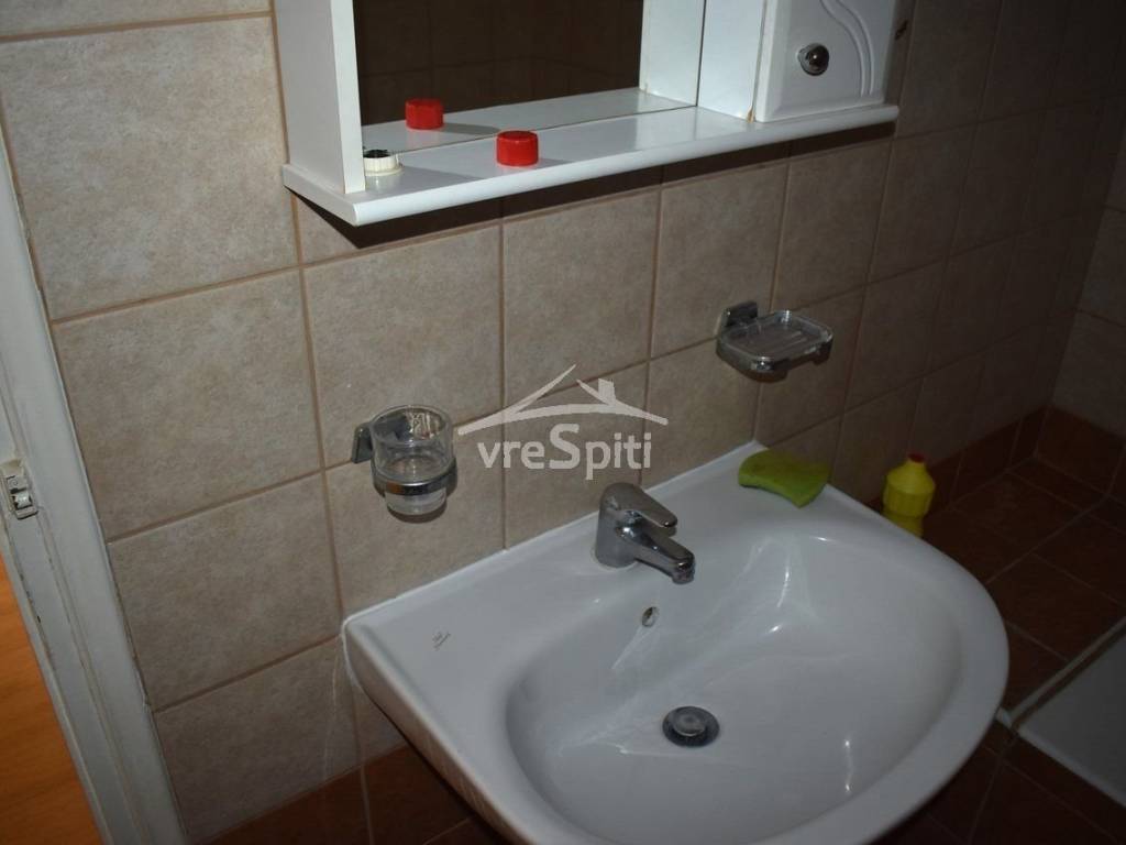 ΑΠΟΨΗ ΛΟΥΤΡΟΥ