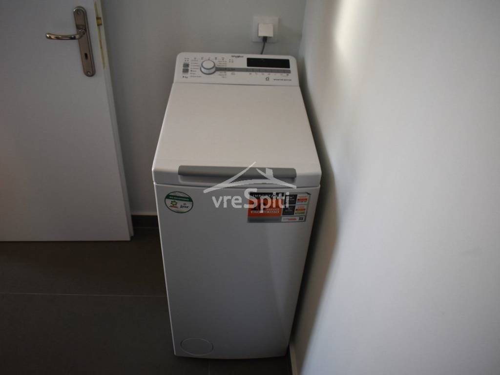 ΠΛΥΝΤΗΡΙΟ ΡΟΥΧΩΝ