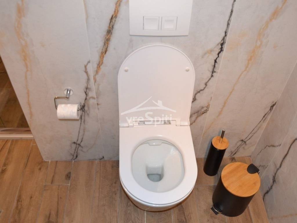 ΑΠΟΨΗ ΜΠΑΝΙΟΥ