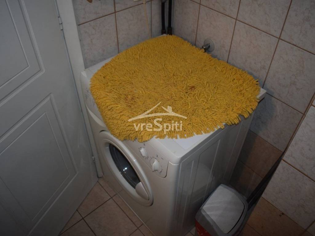 ΠΛΥΝΤΗΡΙΟ ΡΟΥΧΩΝ