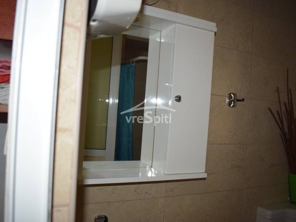 ΑΠΟΨΗ ΛΟΥΤΡΟΥ