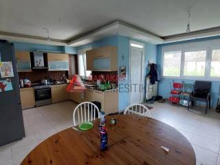 Σαλοκουζίνα