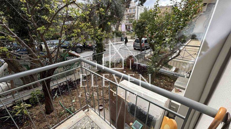 Θέα από μπαλκόνι