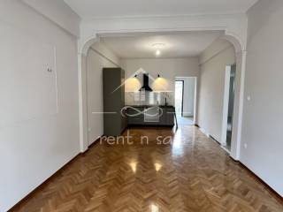 Σαλοκουζίνα