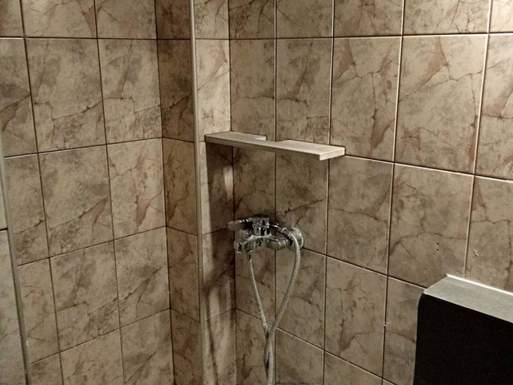 Μπάνιο-ντουζιέρα φ.1