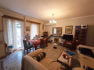 ΚΟΥΖΙΝΑ-ΚΑΘΙΣΤΙΚΟ ΜΕ 24-ΑΡΙ ΚΛΙΜΑΤΙΣΤΙΚΟ-ΝΕΟ