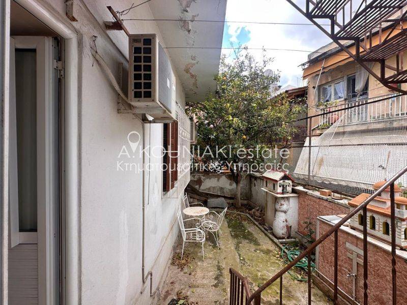 Θέα από μπαλκόνι