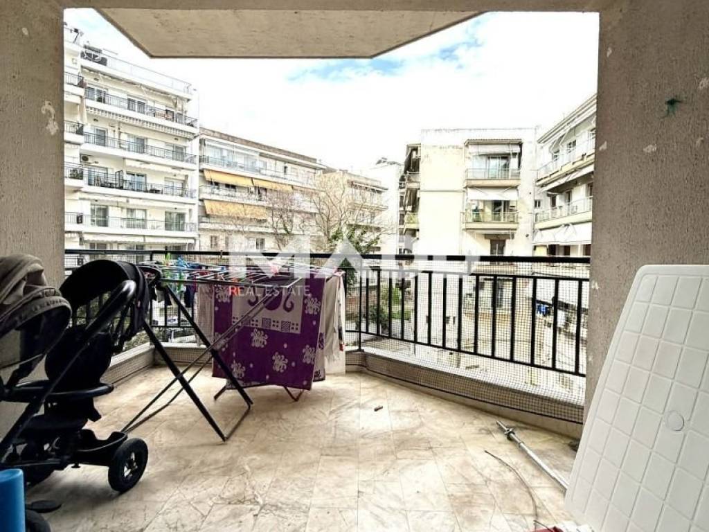 Θέα από μπαλκόνι