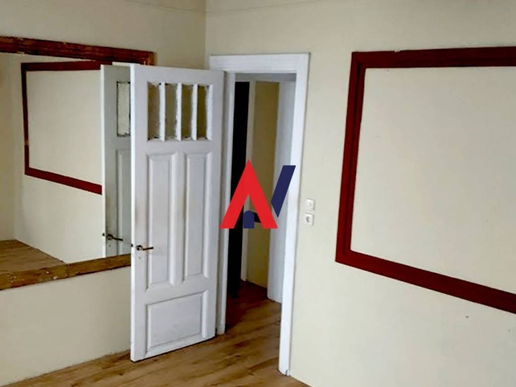 1 : Ippokratoys 144, Athena.jpg