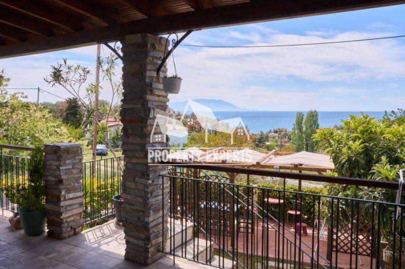 Θέα από μπαλκόνι