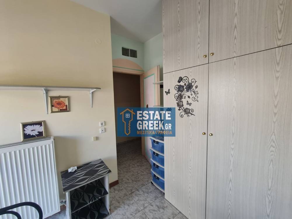 Ενοικιάζεται γωνιακή Γκαρσονιέρα 50τ.μ.