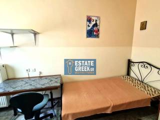 Ενοικιάζεται γωνιακή Γκαρσονιέρα 50τ.μ.