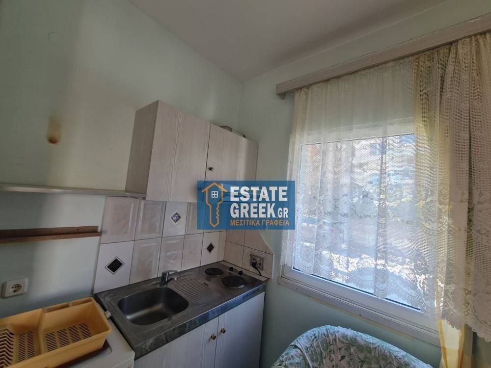 Ενοικιάζεται γωνιακή Γκαρσονιέρα 50τ.μ.