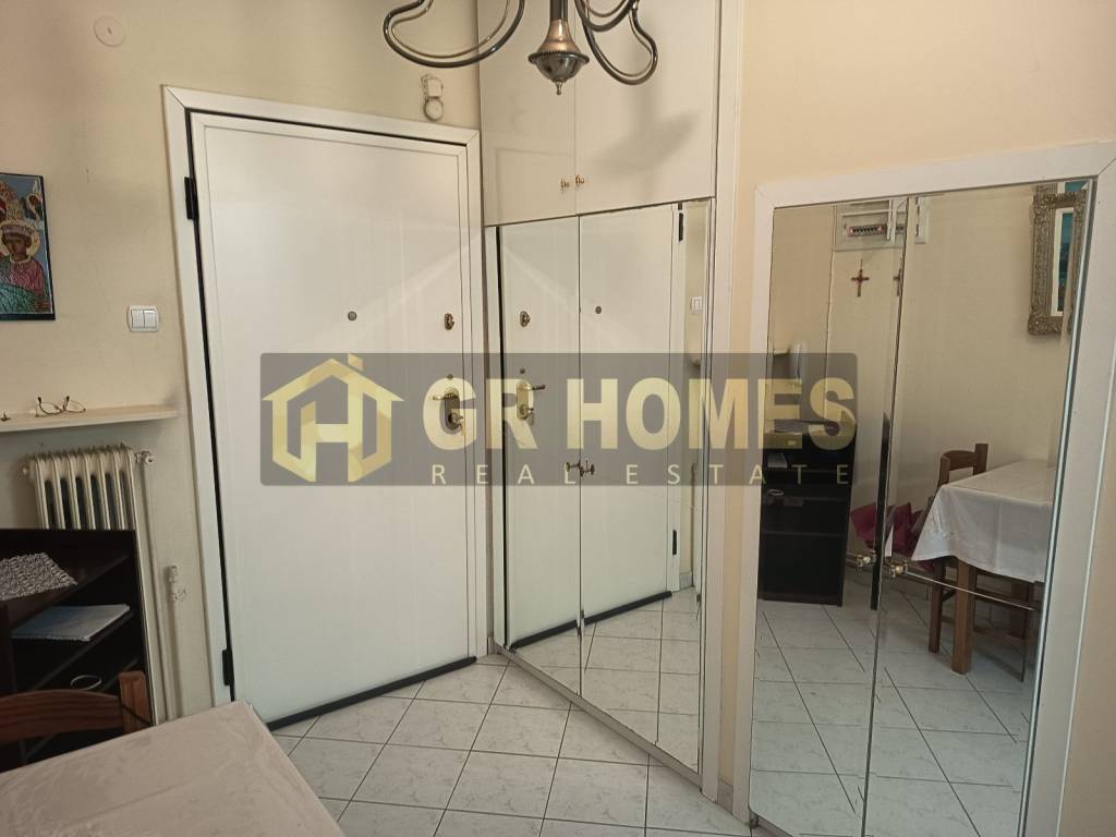 chol kentrikes eisodoy