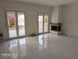 Forumland Real Estate, Σαλόνι με τζάκι