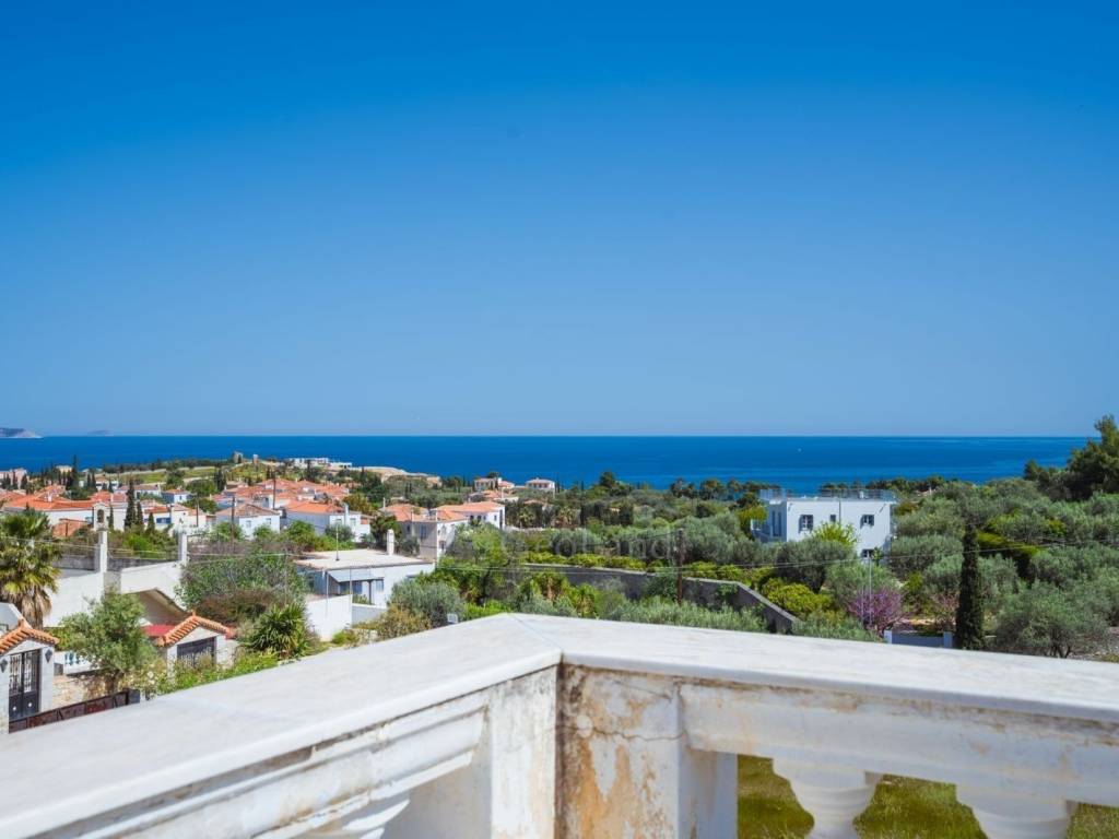 Θέα από μπαλκόνι