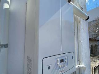 Lebetas physikoy aerioy