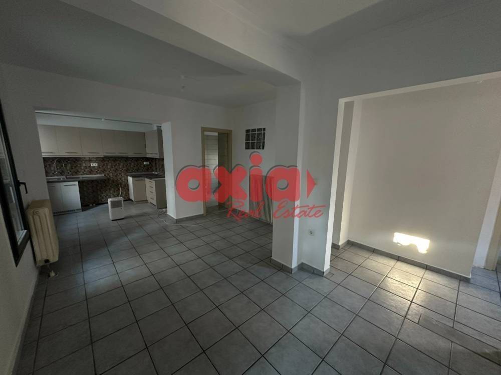 Καβάλα, Τίμιος Σταυρός - Σούγελο: Ενοικιάζεται 