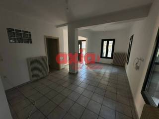 Καβάλα, Τίμιος Σταυρός - Σούγελο: Ενοικιάζεται 