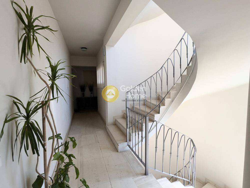 Χολ - Διάδρομος