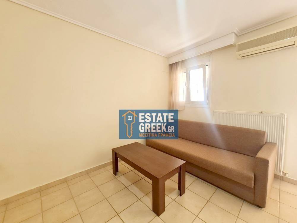 Ενοικιάζεται Studio 30τ.μ. με πρόσοψη 3μ.