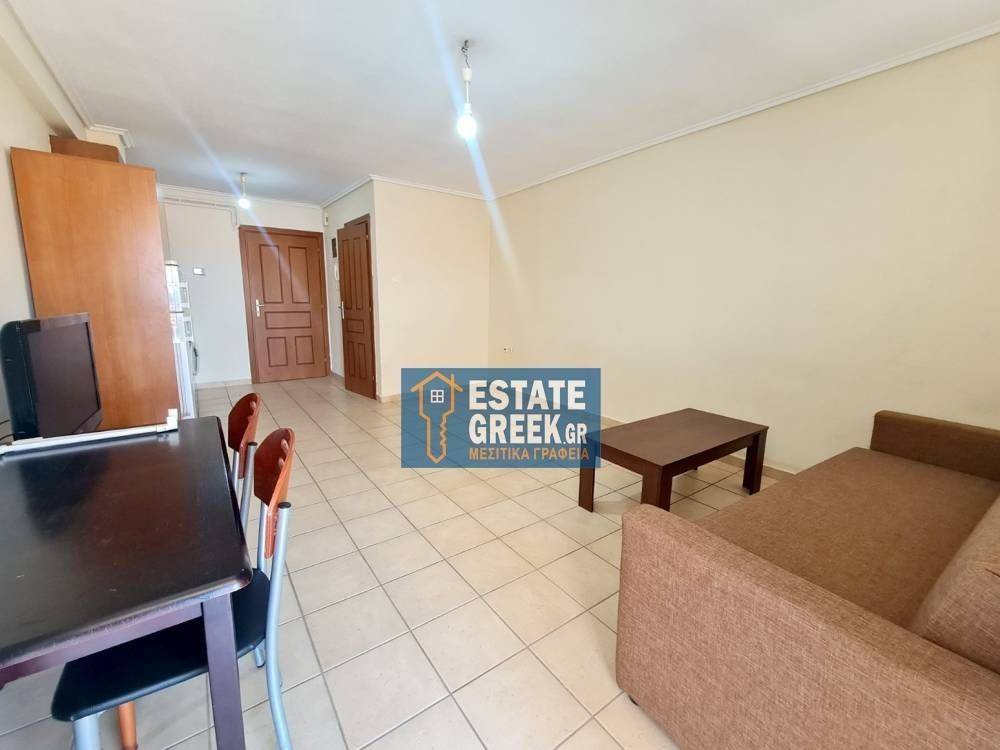 Ενοικιάζεται Studio 30τ.μ. με πρόσοψη 3μ.