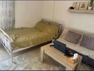 Κρεβάτι και σαλονάκι