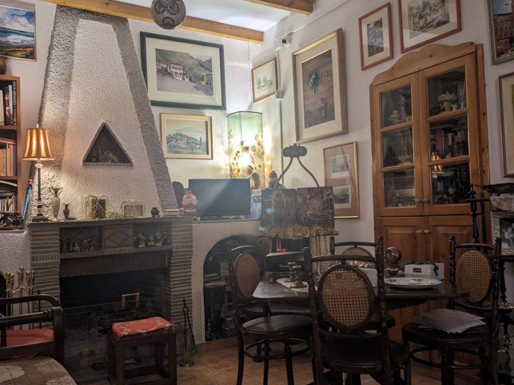 Εσωτερικοι χώροι