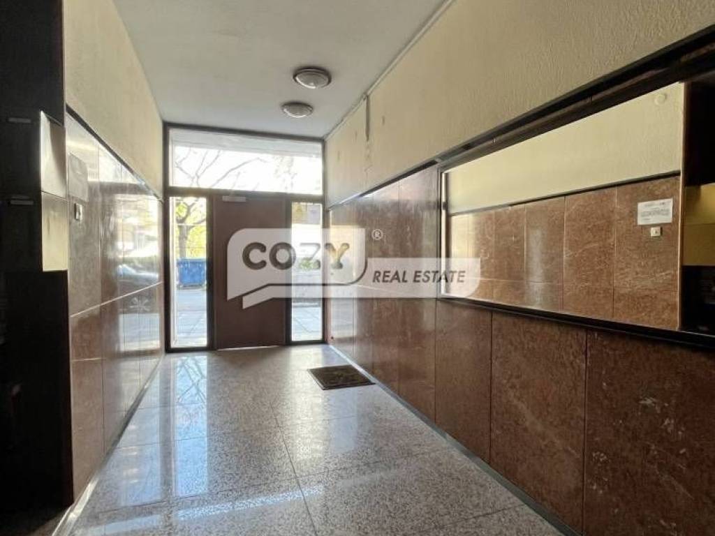 Είσοδος οικοδομής