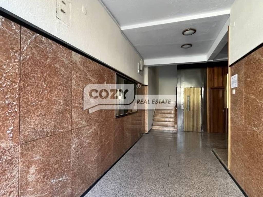 Είσοδος οικοδομής