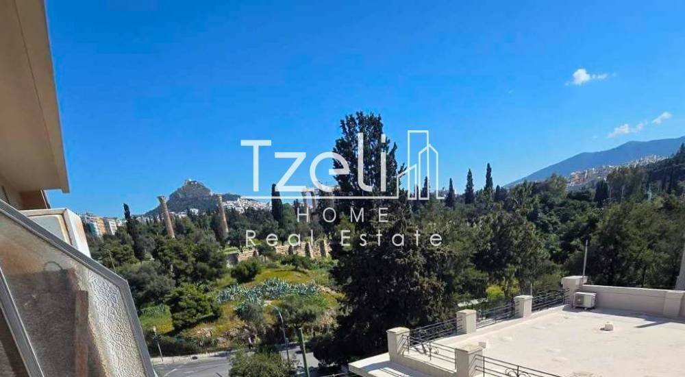 Θέα απο μπαλκόνι