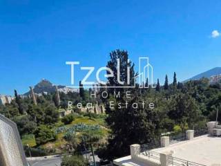 Θέα απο μπαλκόνι