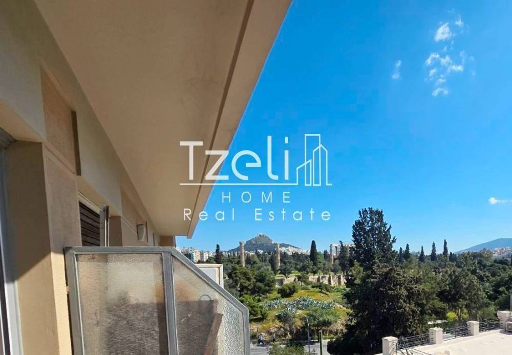 Θέα απο μπαλκόνι