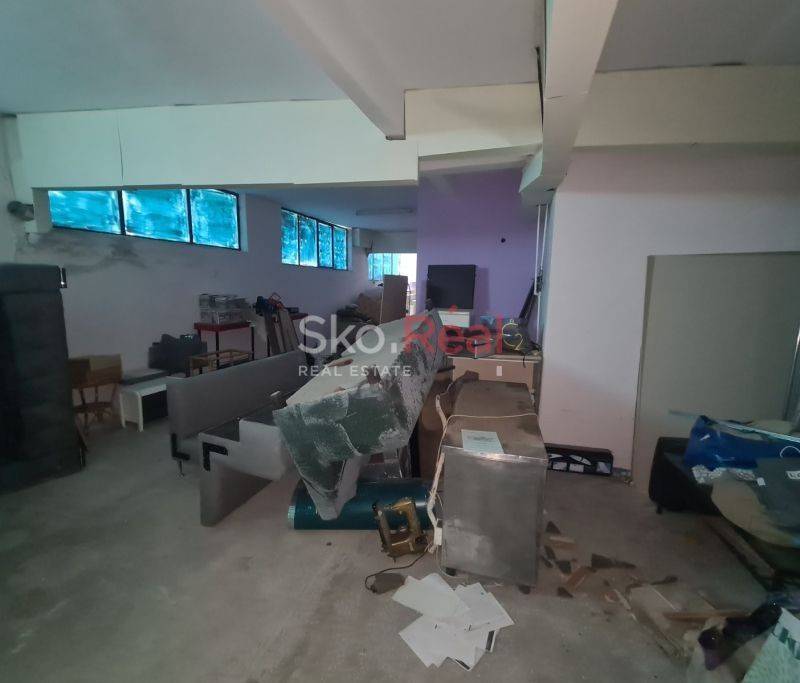 Αποθηκευτικός χώρος 100τ.μ