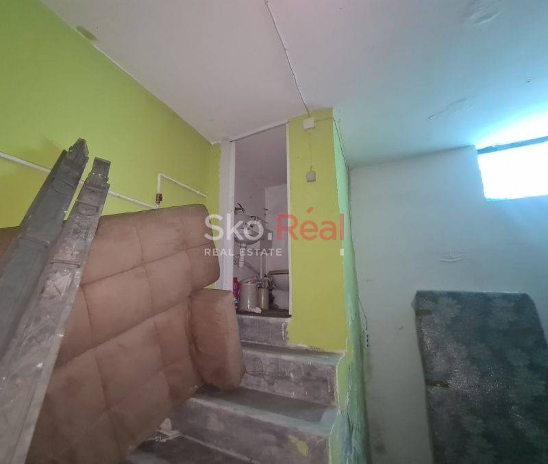 Αποθηκευτικός χώρος 100τ.μ